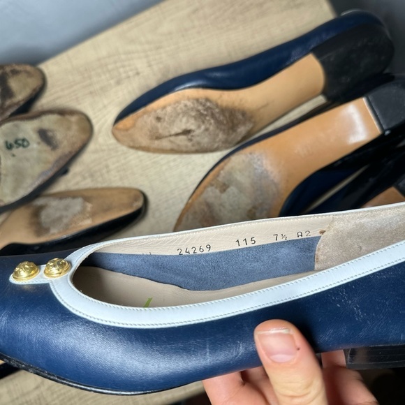 Salvatore Ferragamo 4 Pairs of Shoes - Picture 11 of 16